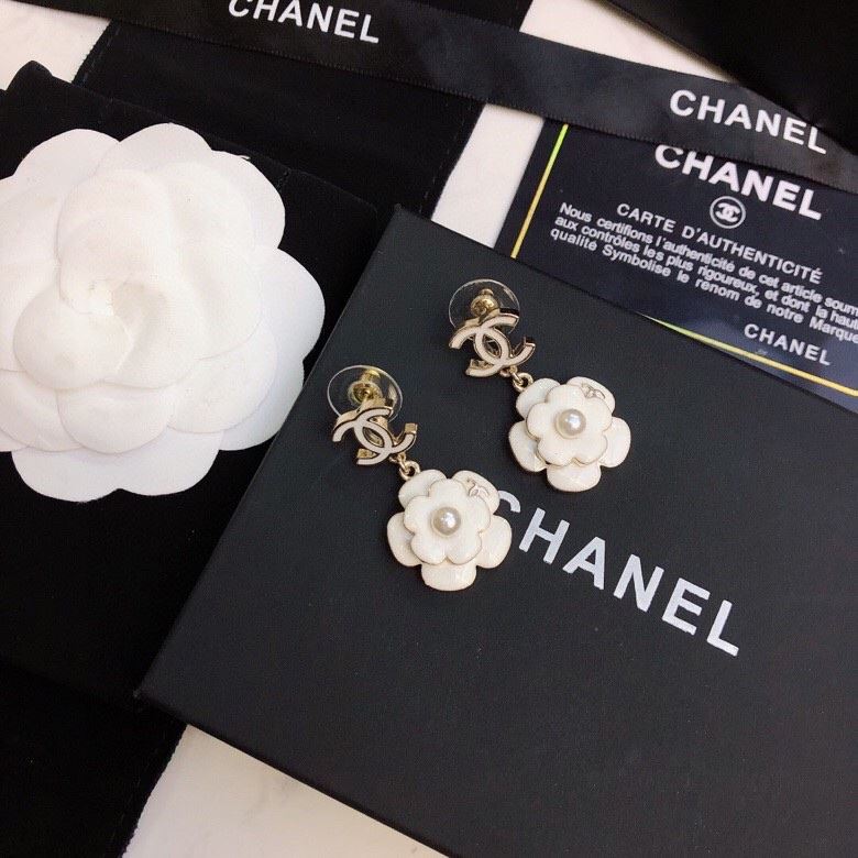 Ch**el earrings